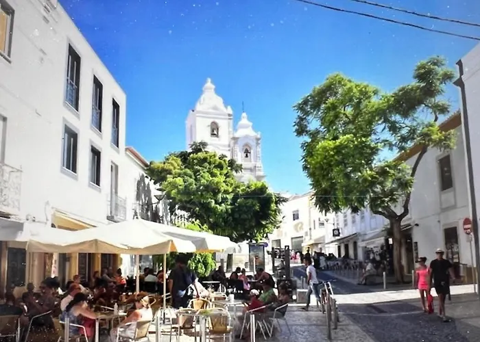 Lagos Pet friendly Vacation Rentals