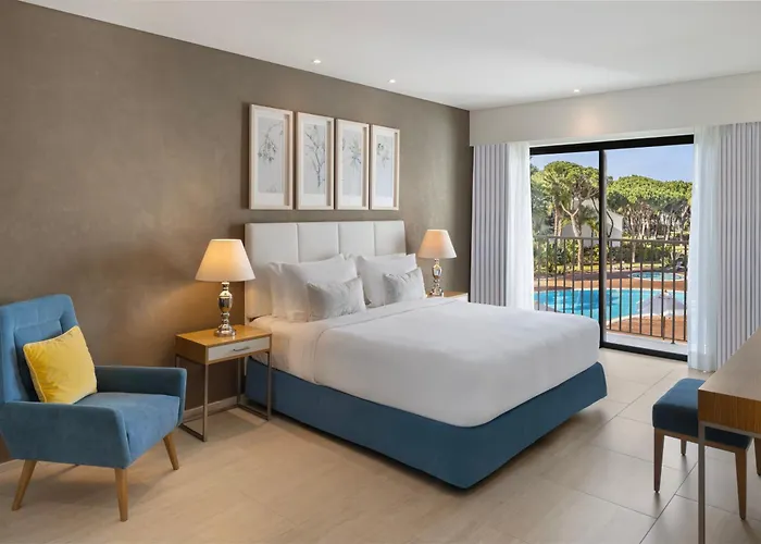 Pine Cliffs Gardens Hotel Albufeira