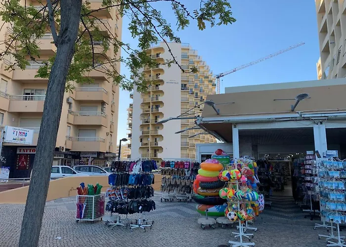 Portimao Vacation Rentals near Osaka Castle